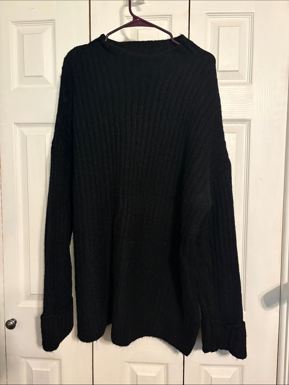 Old Navy Black Ribbed Crewneck Pullover Sweater